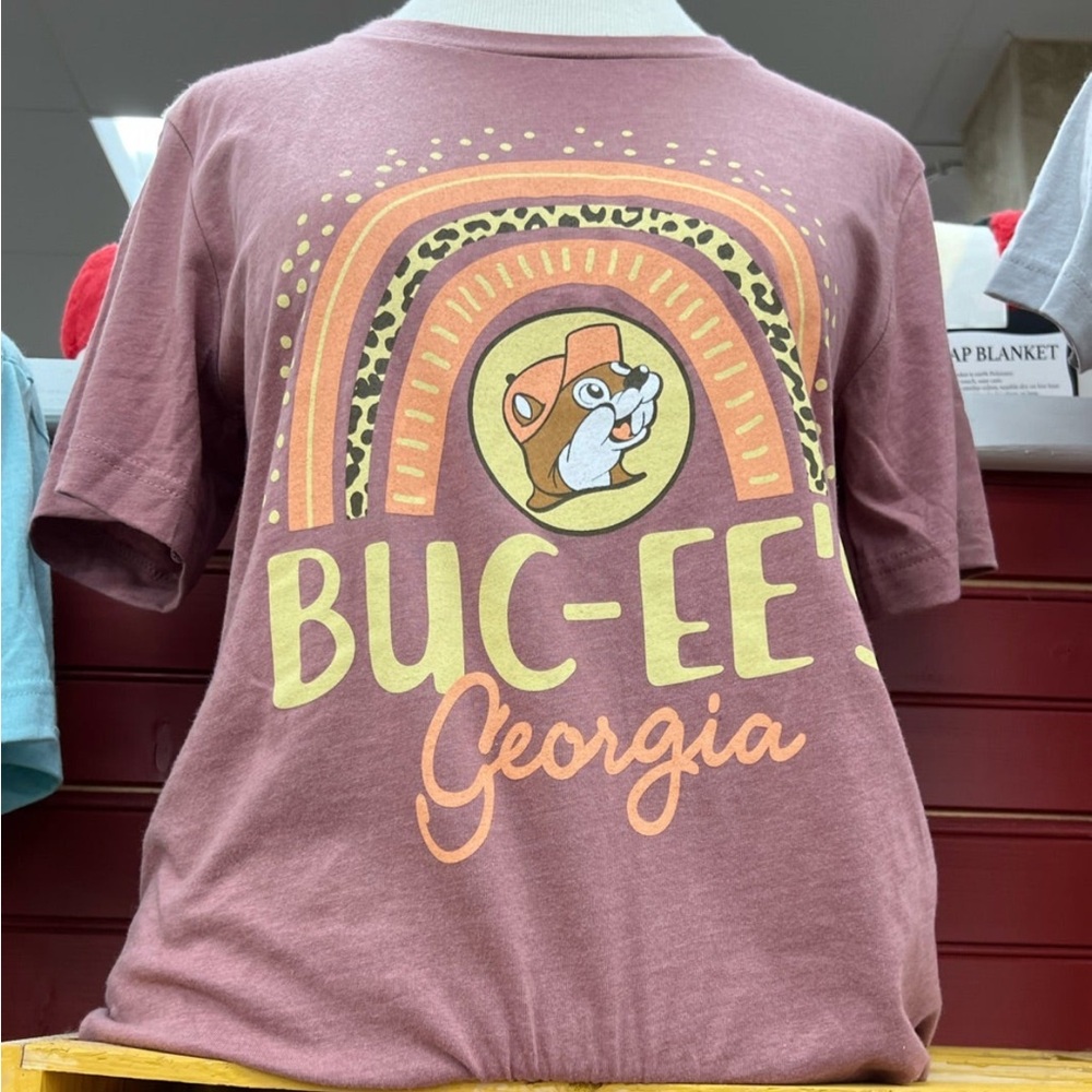 Buc-ee's Georgia Women's leopard rainbow Tee - Brown